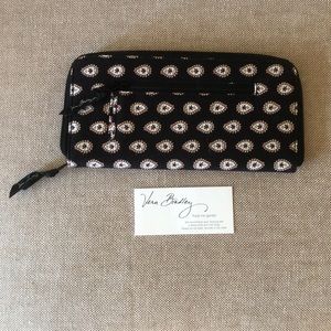New Vera Bradley Wallet